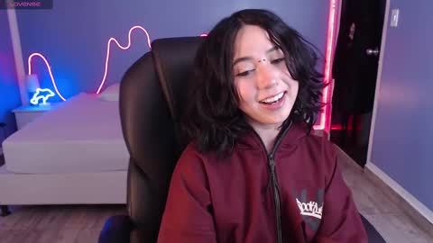 Snapshot of frida_lassi_ chatting on 02-12-25, 07:45 frida_lassi_ online show from 02-12-25, 07:45