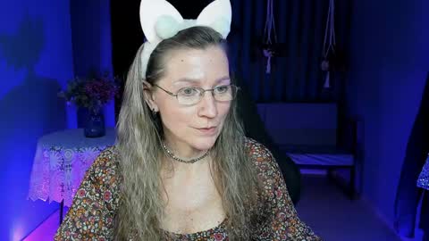 Frida Tander online show from 01-17-25, 03:11