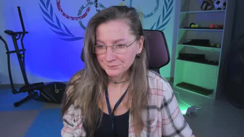 Frida Tander online show from 01-25-25, 09:04