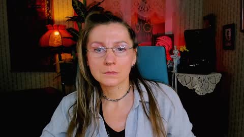 Frida Tander online show from 02-02-25, 03:28
