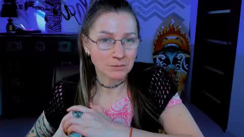 Frida Tander online show from 02-28-25, 12:09
