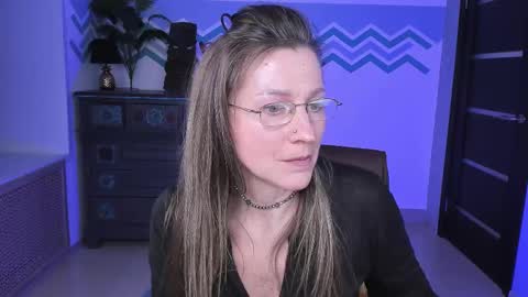 Frida Tander online show from 03-09-25, 08:31