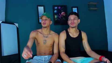 Adam y pitter online show from 03-10-25, 01:10