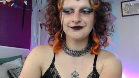 Snapshot of friskyflowers chatting on 09-20-25, 05:58 cherry online show from 09-20-25, 05:58