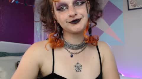 Snapshot of friskyflowers chatting on 09-25-25, 06:11 cherry online show from 09-25-25, 06:11