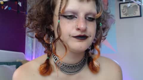 Snapshot of friskyflowers chatting on 10-03-25, 06:05 cherry online show from 10-03-25, 06:05