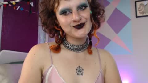 Snapshot of friskyflowers chatting on 10-04-25, 05:44 cherry online show from 10-04-25, 05:44