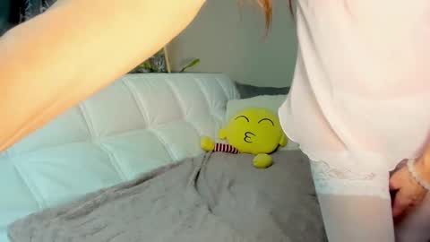 Snapshot of fritha chatting on 03-07-25, 11:38 Next stream November 29 2024 online show from 03-07-25, 11:38