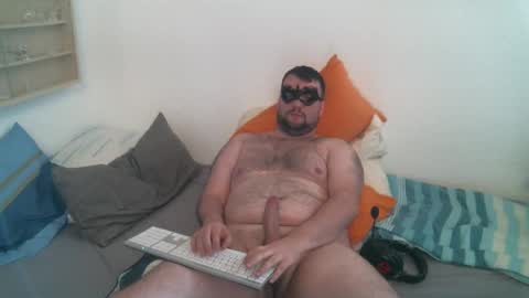 Snapshot of frodo21212 chatting on 02-09-25, 11:14 Josh online show from 02-09-25, 11:14