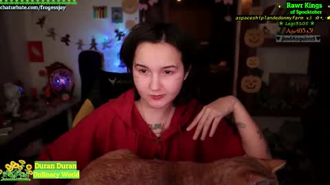 Snapshot of frogessjay chatting on 10-13-25, 09:37 Jaywise Frogfoot online show from 10-13-25, 09:37