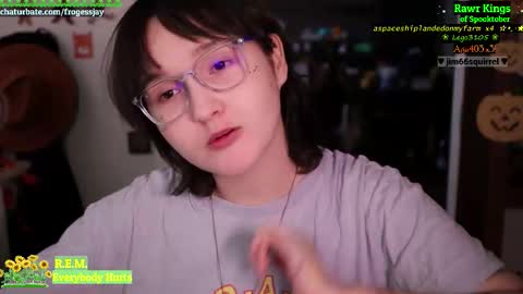 Snapshot of frogessjay chatting on 10-20-25, 11:54 Jaywise Frogfoot online show from 10-20-25, 11:54