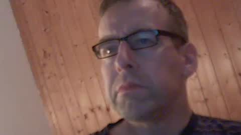 fromgermanywithlove1 online show from 04-05-26, 04:20