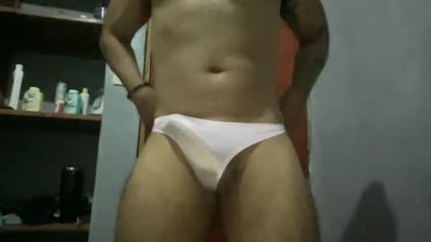 Snapshot of froningcross chatting on 09-14-25, 03:05 froningcross online show from 09-14-25, 03:05