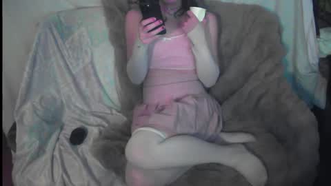 Snapshot of frostyboi20 chatting on 02-11-26, 05:51 frostyboi20 online show from 02-11-26, 05:51