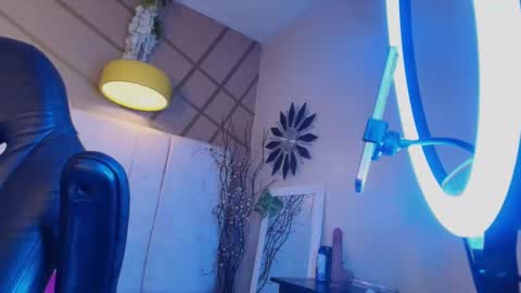 frreeya online show from 02-17-26, 10:05