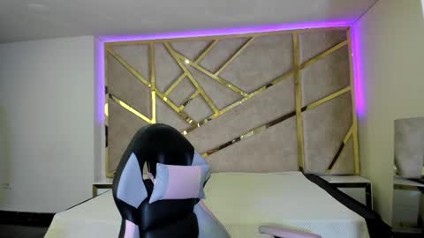 Snapshot of frreya_ chatting on 11-02-25, 02:41 Frreya online show from 11-02-25, 02:41