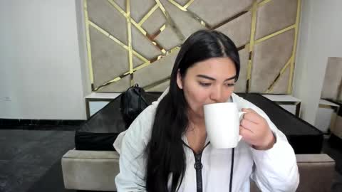 Snapshot of frreya_ chatting on 11-10-25, 02:21 Frreya online show from 11-10-25, 02:21