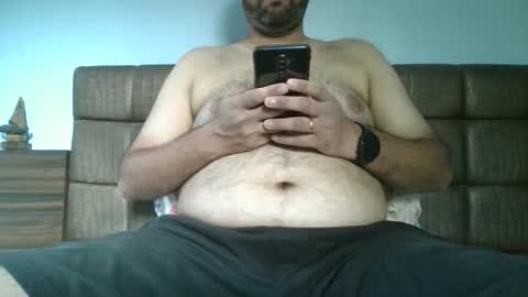 Snapshot of fruti_loops chatting on 01-18-25, 09:56 fruti loops Bull online show from 01-18-25, 09:56