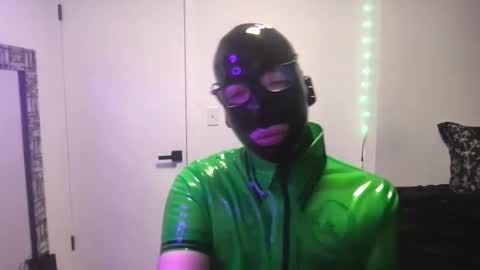 Snapshot of ftmrubbervamp chatting on 12-08-24, 01:24 FTM Rubber Model online show from 12-08-24, 01:24