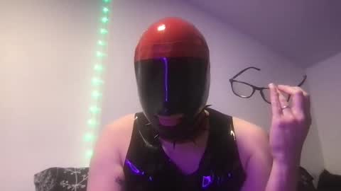 Snapshot of ftmrubbervamp chatting on 12-12-24, 09:58 FTM Rubber Model online show from 12-12-24, 09:58