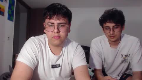 Snapshot of fuck_blow chatting on 11-18-25, 11:37 uwu online show from 11-18-25, 11:37