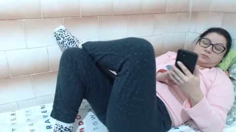 Ella online show from 01-17-25, 05:32