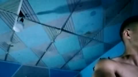 boy online show from 11-23-25, 11:10