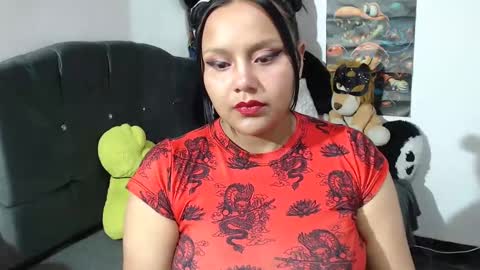 Mia and Gary  online show from 12-05-24, 01:58