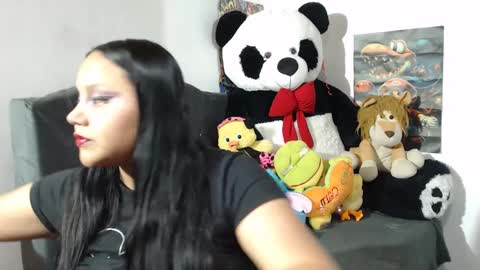 Mia and Gary  online show from 12-08-24, 04:14