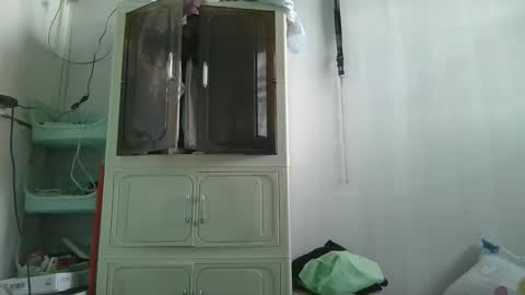 Snapshot of fuckingrads chatting on 01-12-26, 05:12 sexy 7inchCock online show from 01-12-26, 05:12