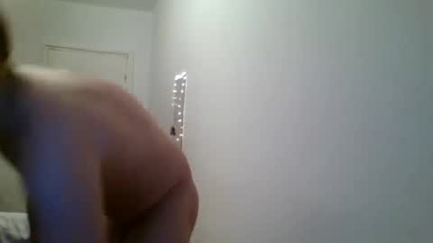 Snapshot of fuckmales chatting on 11-26-25, 11:17 fuckmales online show from 11-26-25, 11:17