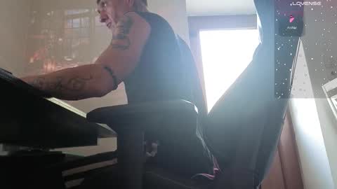 FullArtOfSex online show from 11-11-25, 08:47