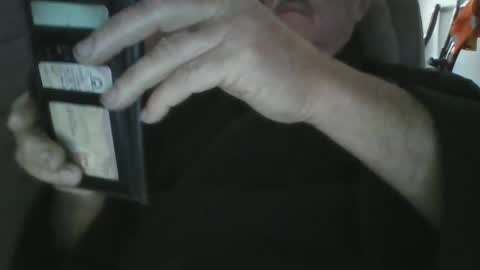 Snapshot of fullballbag chatting on 10-05-25, 11:13 fullballbag online show from 10-05-25, 11:13