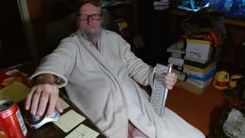 Snapshot of funmike2000 chatting on 01-31-25, 11:56 mike online show from 01-31-25, 11:56
