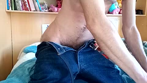 Italian men online show from 12-16-24, 09:46