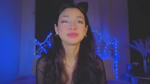 Tiffany online show from 11-08-25, 01:39