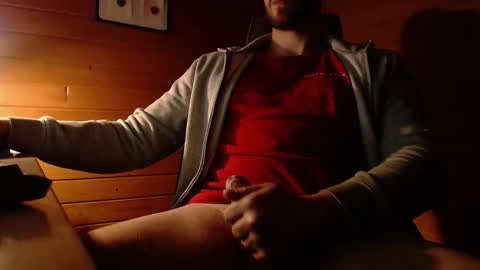 Snapshot of funtimezwitherik chatting on 11-09-25, 07:45 Erik online show from 11-09-25, 07:45