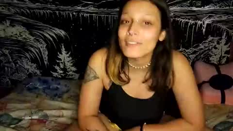 Snapshot of futuresizequeen chatting on 11-13-25, 02:10 futuresizequeen online show from 11-13-25, 02:10