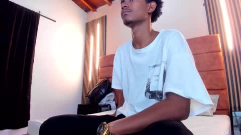 fykmor online show from 10-24-25, 03:58