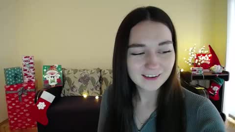 Jaklin online show from 12-18-24, 09:04