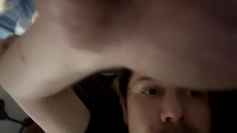 Snapshot of gabethier25 chatting on 01-05-25, 01:47 yeeah online show from 01-05-25, 01:47