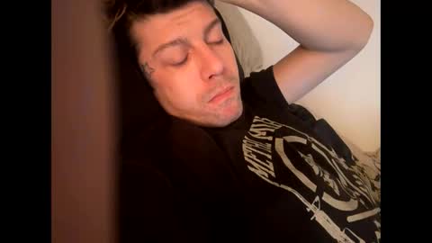 Snapshot of gabethier25 chatting on 01-22-25, 08:07 yeeah online show from 01-22-25, 08:07