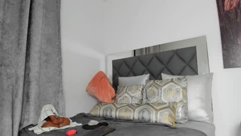 Snapshot of gabi_gonzales chatting on 01-28-25, 02:53 Instagram soygabi g online show from 01-28-25, 02:53