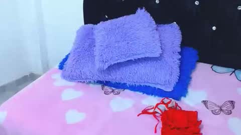 gabi_jhons_23 online show from 11-08-25, 09:09