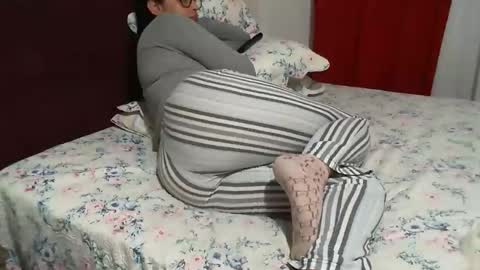 Snapshot of gabibrasil chatting on 11-08-25, 11:47 gaby layla online show from 11-08-25, 11:47