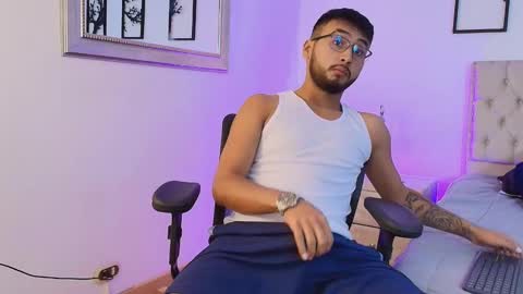 Gabriel  New Model  online show from 09-29-25, 04:06