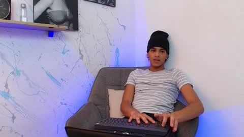 Snapshot of gabriel_maddox chatting on 04-15-26, 07:58 GABRIEL online show from 04-15-26, 07:58