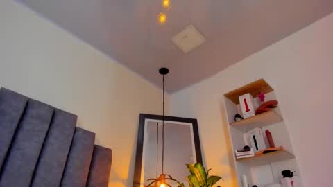 Carolina online show from 11-30-25, 02:26