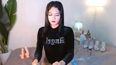 gabriela_deluxe online show from 12-20-25, 06:59
