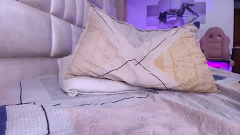 gabriela online show from 09-24-25, 08:12